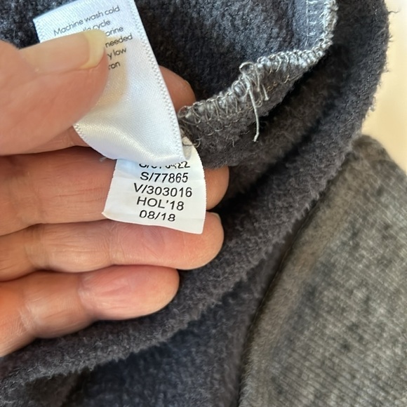 Athleta Heathered Gray Sweatshirt - Picture 8 of 9